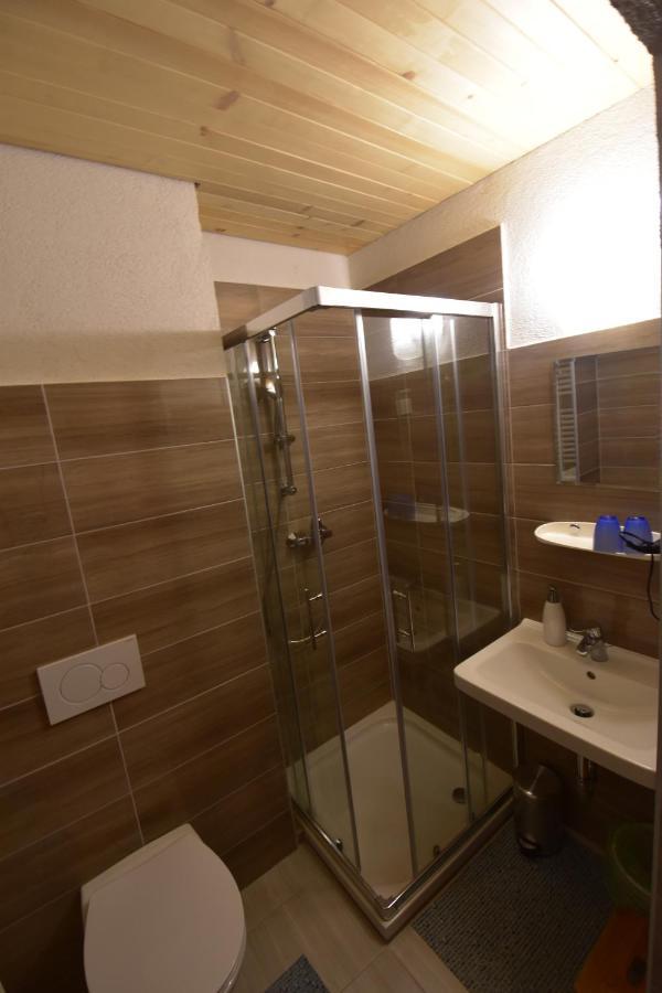 Guest House Znidar 보히니 외부 사진