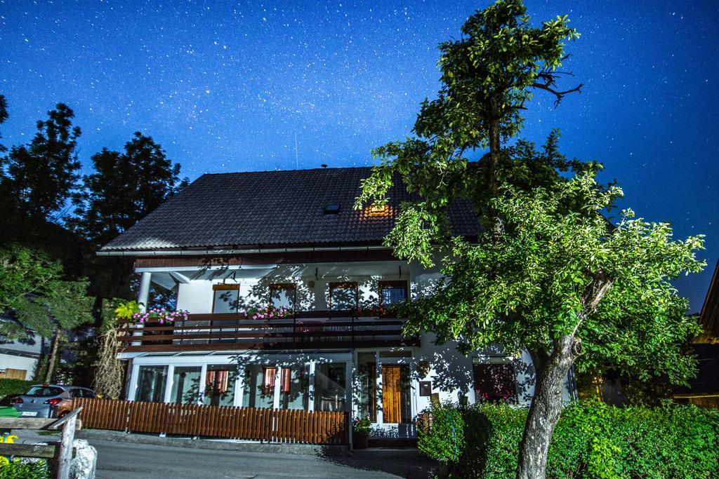 Guest House Znidar 보히니 외부 사진