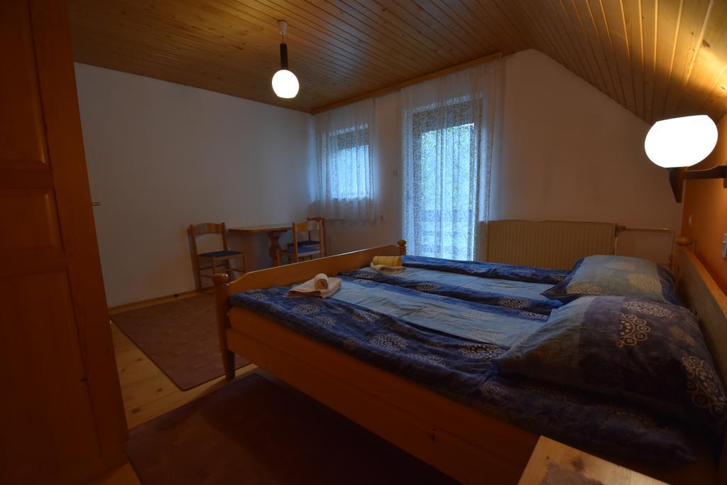 Guest House Znidar 보히니 외부 사진